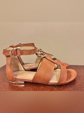 Apt 9 sandals size 8.5